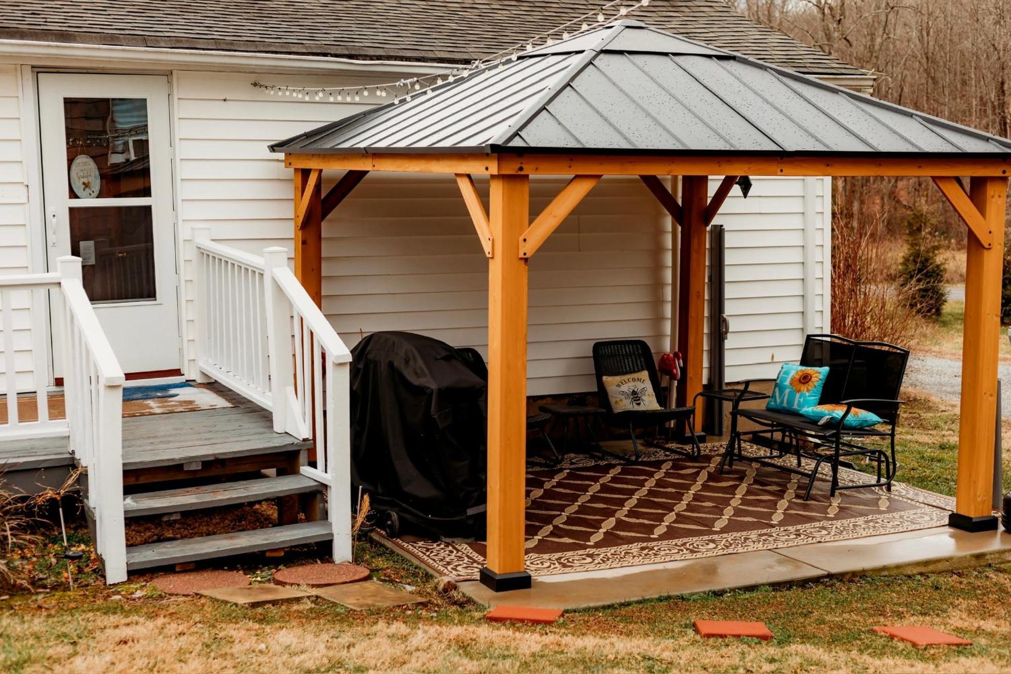 Holiday home Giggling Creek - Bedjet! King Sized! Gazebo, 45 Acres, Arcades, Nintendo, *